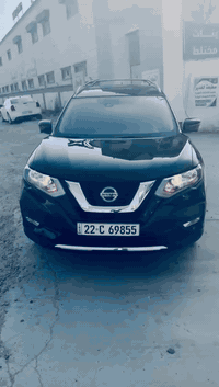 السلام عليكم نيسان روج 2020 السياره كلش جاهزه فول مواصفات للاخير بصمه فتحه كير محرك كل جديد.  السياره مكفولة كفاله عامه حداديه تايرات جديد  اللون الزيتوني الرقم الجديد رقم اربيل تحويل وكاله مباشر.       العنوان بابل.                              السعر 180 وبيها مجال.          هذ الرقم  ***********
