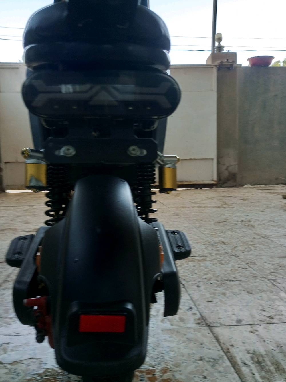 دراجه شحن R9 فول مواصفات كلشي شغال نشرات واضويه والدراجه نضيفه شوفت عينك موديل 25 شاحنه رقميه ماشيه 507 كيلو متر العنوان بابل الاسكندريه حي المصطفى الاول قرب جامع المصطفى تواصل ***********