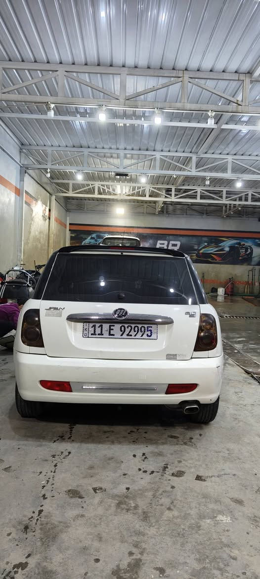 السلام عليكم اخوان ليفان 320 مستر بين للبيع رقم مميز  انكليزي بغداد بسمي كير محرك مكفولات تبريد شغال سماعت صوت جدد  السياره حلوه ونضيفه ضربتها جاملغ خلف السايق السعر 37 وبيها مجال بسيط مكانها نجف ميلاد الرقم لتواصل *********** 🙂🙂
