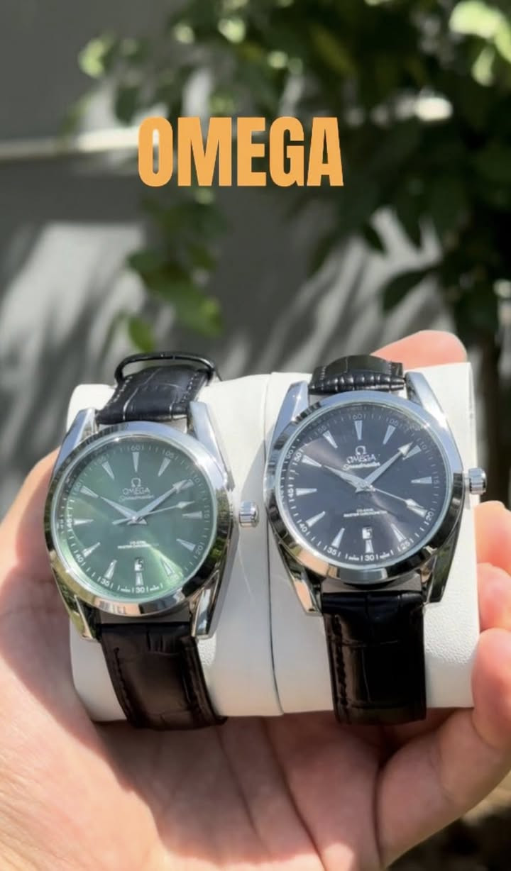 ساعة مِن OMEGA
ماستر كوالتي شرط الضمان 
زجاج ياقوت صناعي ضد الخدش 
جلد اصلي مختم 
مقاومة ماء 3 ATM 
مكينة مايكروكوارتز (حركة اوتوماتيك) 
ظهر الساعة كشف 

ضمان ٦ اشهر 

السعر ٣٨ الف مع التوصيل


**إذا كنت صاحب هذا الإعلان وتريد حذفه لأي سبب، رجاءا أرسل رسالة إلى الدعم الفني**