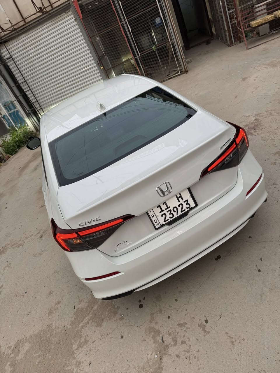 هوندا سفك 2025
بانزين مكينه 2000 تنفس طبيعي 
ماشيه 4800 كيلو 
بصمه 
تحكم ستيرن 
رادار 360 
هيتر بالمري 
توقف ذاتي خلفي امامي 
تحديد مسار 
قياده اليه 
دخول ذكي 
شفتات ستيرن 
كشنات مخمل وجلد تطعيم 
صبغ جاملغ خلفي فقط وبارد خشم الجاملغ الامامي 
داخله كتاب شهداء سنتين وتصير حره 
التحويل يمي وكاله عامه عدي 
السعر 155$

***********
