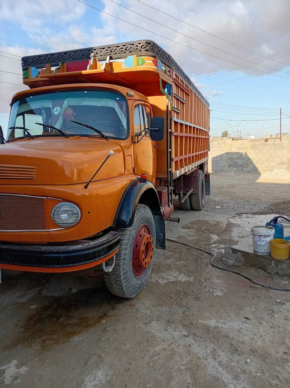 اقجم لبيع ***********
