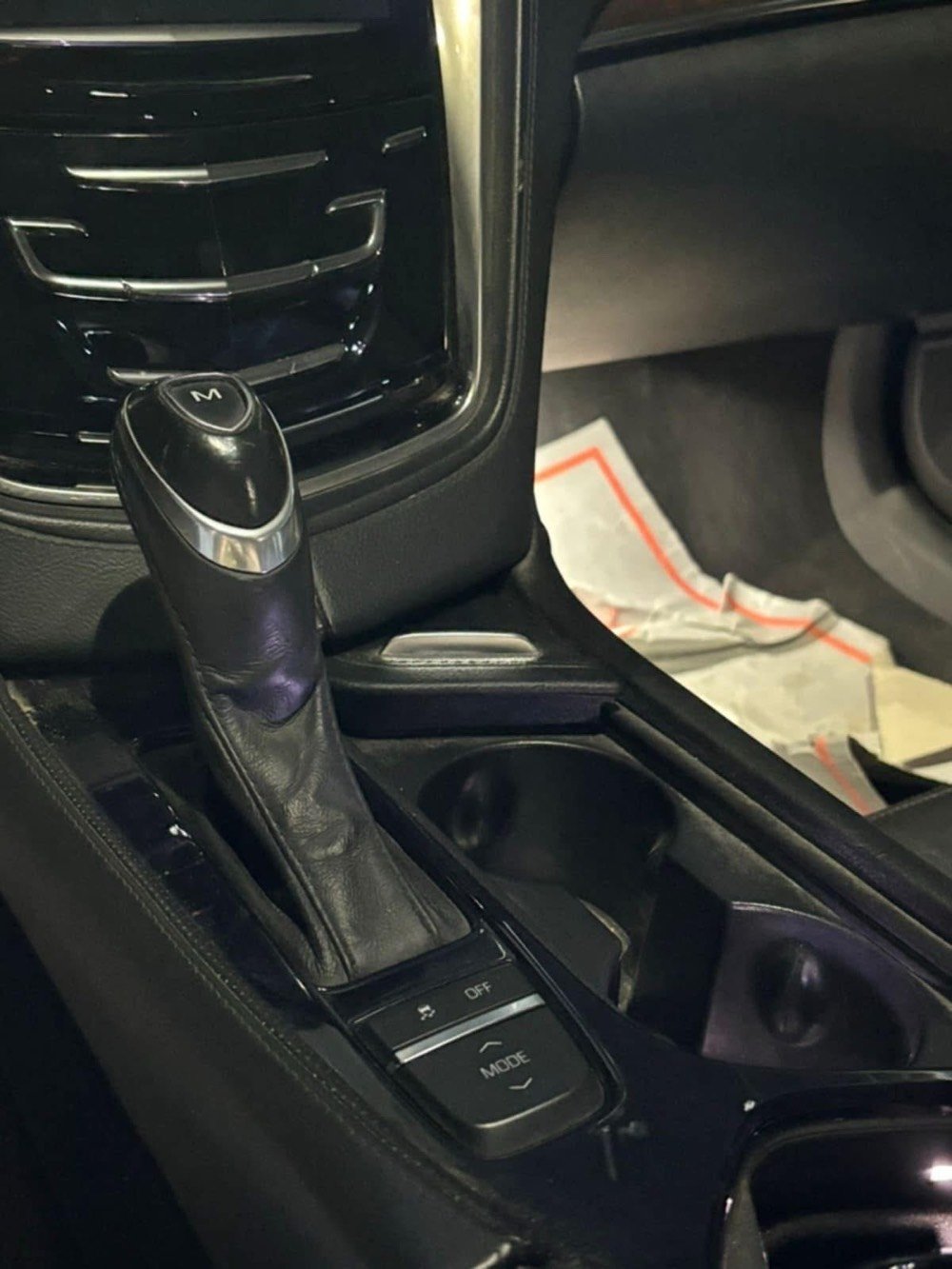 ‏luxury فئة cts 2019 كاديلاك
مواصفات 6 سلندر سلايد للبيع أو المرواس حسب الرغبة ) المحرك : V6 3600 
السيارة دفع خلفي RWD 
( sport Jl
موآصفآت :
- بانورما
-   لآيتات متحرك مع ستيرن السائق
-   قاصة لمس
-   شحن وايرليس
-   فتحة سقف
-   جميع التحكمات بالدشبول لمس
-   كشن كهرباء سايق وسكن + ستيرن كهرباء
-   كشنات تبريد + تدفئة
-   جامات اوتوا أربعتهم
-   لآيتات ترحيب بالمري وبالبيبيان
-   كشنات جلد طبيعي مال شركة مملعوب بيهن
-   تبريد قطعتين
parking حساس رادار -
-   حساس رادارات مري جانبية
-   كشن سائق هزاز (معروف بالكديلاك ) للتنبيه لمن تتقرب من سيارة أو شي قريب يهتز الكشن
-   رادارات أمامي خلفي
 فجوج برمبو
وبعد أكو هواي كلش موآصفات من تجي تشوفها تعرفها
حادث السيارة 
(جاملغ خلفي قطعة وحدة صبغ السيارة