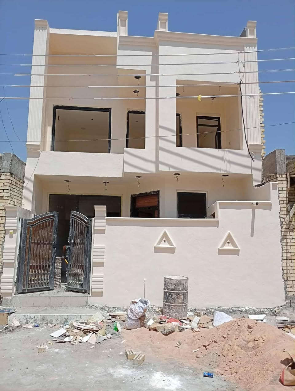 خلفات لبخ وطلس وديكور 
فتحى المصري
***********
