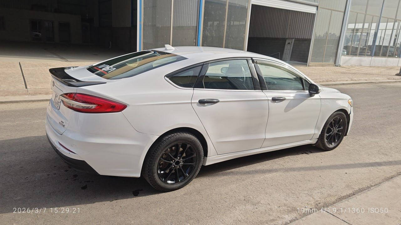 فورد فيوجن ٢٠١٩ هايبرد
نظيفة وبدون ايرباك 
بأسمي وتحويل ثاني يوم 

حادثها خفيف باب السايق وشوية ع الجاملغ بدون ايرباك وانطخت هنا بالعراق بعمود وهو راجع ع البك بابين عكس السايق 

- محرك ٢٠٠٠ تنفس طبيعي 
- ماشية ١٧٣ الف كيلو 
- فول مواصفات عدا الفتحة 
- بصمة وتشغيل عن بعد 
- كود ابواب 
- شاشة كبيرة ( كار بلي ) 
- حساسات خلفية ورادار امامي تفاعلي ورادارات خلفي وجانبي ( نقط عمياء ) 
- اوتو ستوب 
- الثبات ع المسار 
- منظومة زنون فوول 
- تبريد خلفي 
اقتصادية جدا بالصرف 
السعر ١٢٠ ورقة 

عنواني : بغداد وزيرية 
للاستفسار ع الخاص


**إذا كنت صاحب هذا الإعلان وتريد حذفه لأي سبب، رجاءا أرسل رسالة إلى الدعم الفني**