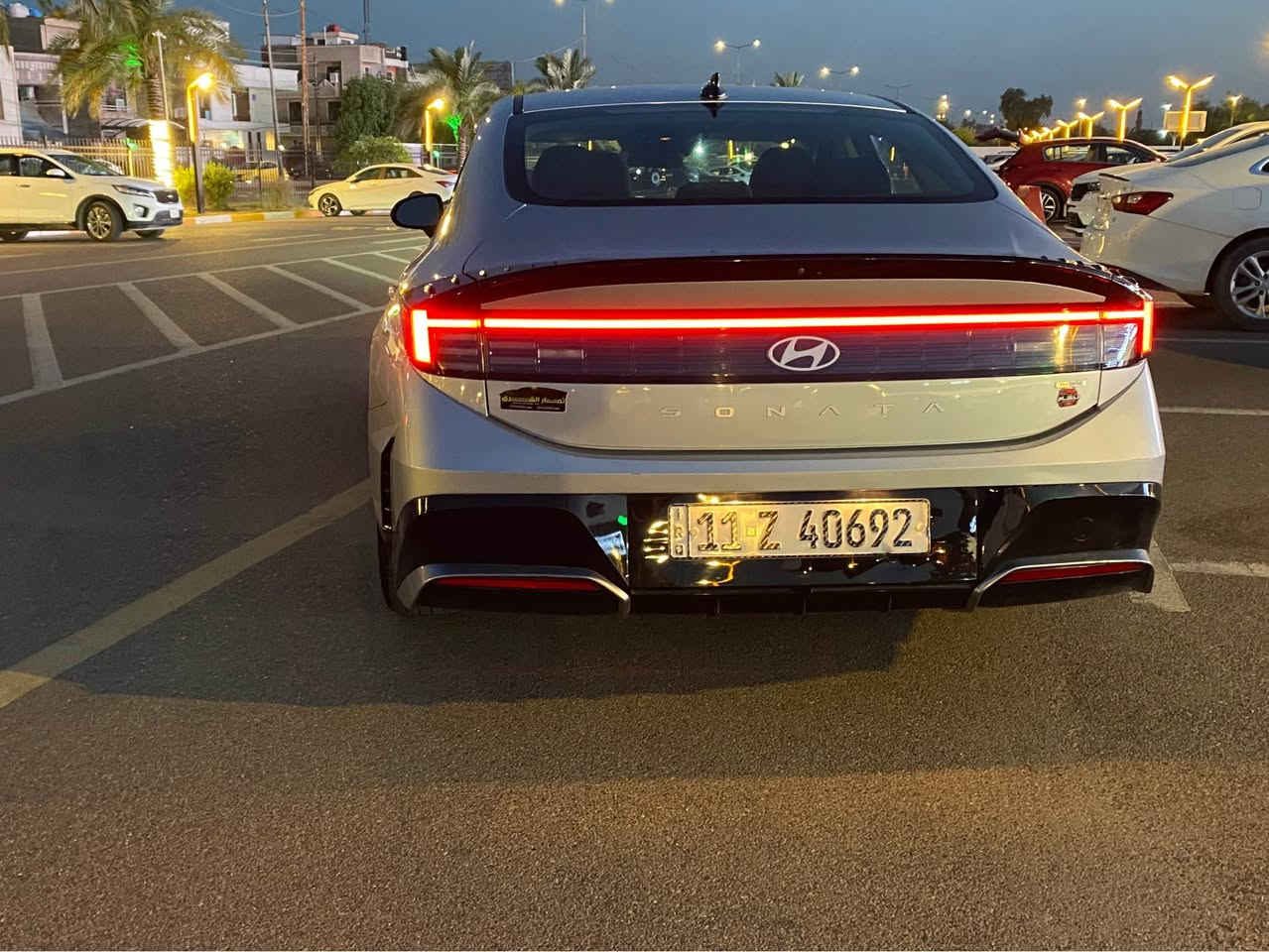 Sonata hybrid 2025
السلام عليكم 
سوناتا هايبرد ٢٠٢٥ 
مواصفات Sel
مكينة ٢٠٠٠ دوش
ماشية ٣٥ الف ميل 
صبغ قطعتين جاملغ و بنيد 
السيارة مرقمة بغداد و جاهزة 
المكان بغداد / حي الجامعة
للاستفسار 
*********** بغداد, العراق
