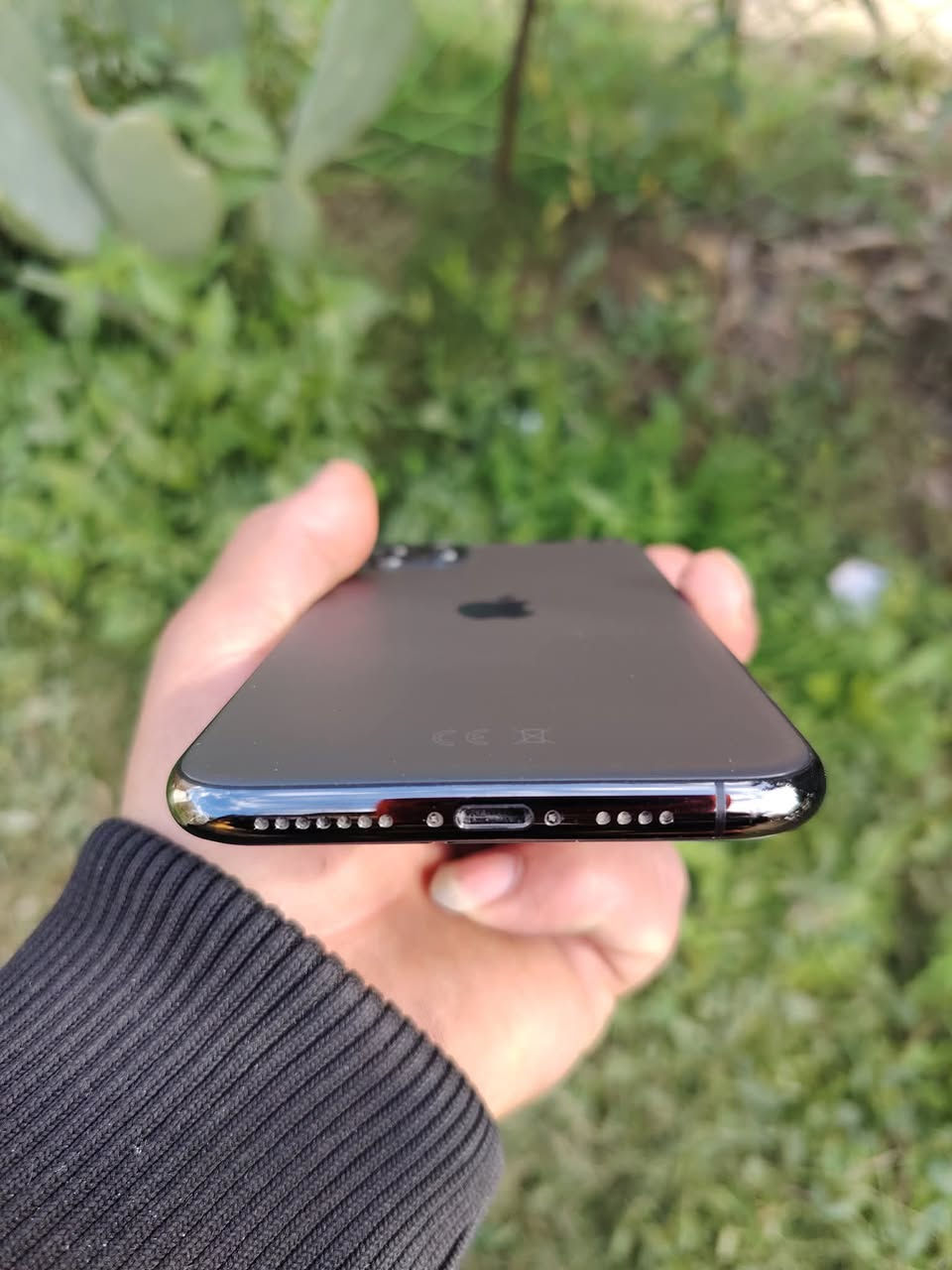 سلام عليكم  أيفون 11برو ماكس نضافه 100 بل100فول بلادي شرق اوسط بطاريه 82بلاد ع فحص وين ويعجبك ذاكره64جهاز وتر راسلني واتساب *********** مكاني نجف
