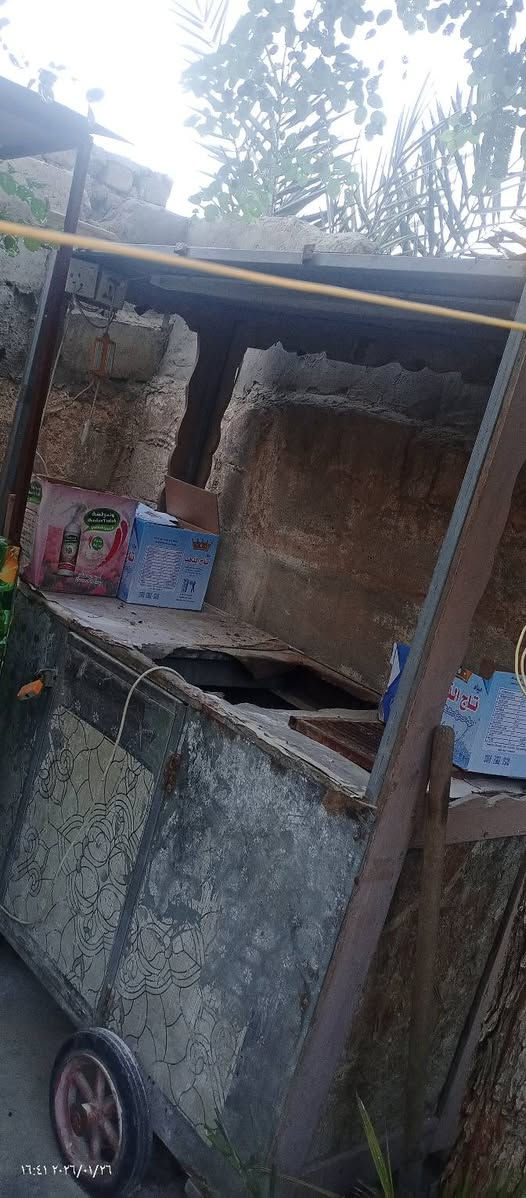 السلام عليكم ورحمة الله وبركاته
اغراض للبيع ساحبة نظيفة كلش اخذتها 250

اريدها 75بيها مجال 

عربانات لبلبي و ذرة 🌽الوحدة ب60بيها مجال 

*********** العنوان الحصوة النصر والسلام الاولى
