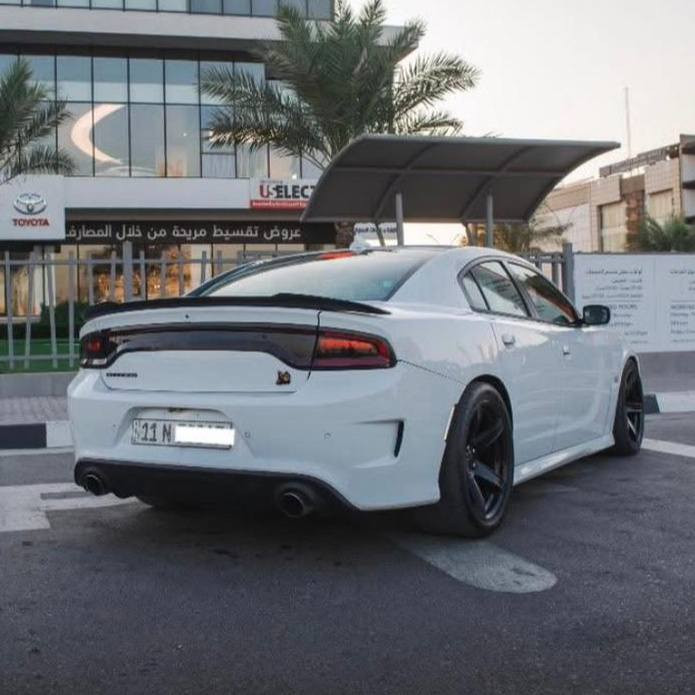 دوج جارجر 2020 5.7
ماشية 37 الف فقط  فول مواصفات 
‎صبغ جاملغ خلفي مالضربه والجاملغ الامامي بي بارد ميرجع حلو بدلته بواحد نفس الون والقديم موجود ايرباك راجع سستم
‎الاضافات
‎لحية
‎اكسل قفل 
‎عربانه كامله خلفية srt
‎فجوج برمبو 
‎هدرز srt
‎كاردن srt 
‎صدر كله srt ديلا صفر
‎لويات ايباخ
‎دركة rpm
‎بلي حجم اكبر 
‎السياره حلوه ونضيفة لا استعراض ولا شي 
‎تخم تاير حديد وويل دايتونا 6.4 اصلي جديد 
رقم صاحب سيارة ***********
