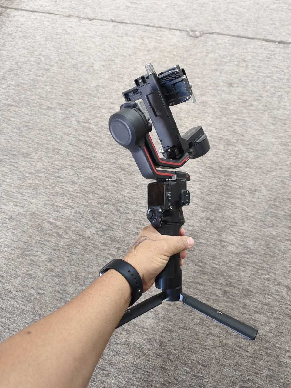 RS3
400 الف .
كرادة -بغداد
***********
اكو توصيل
