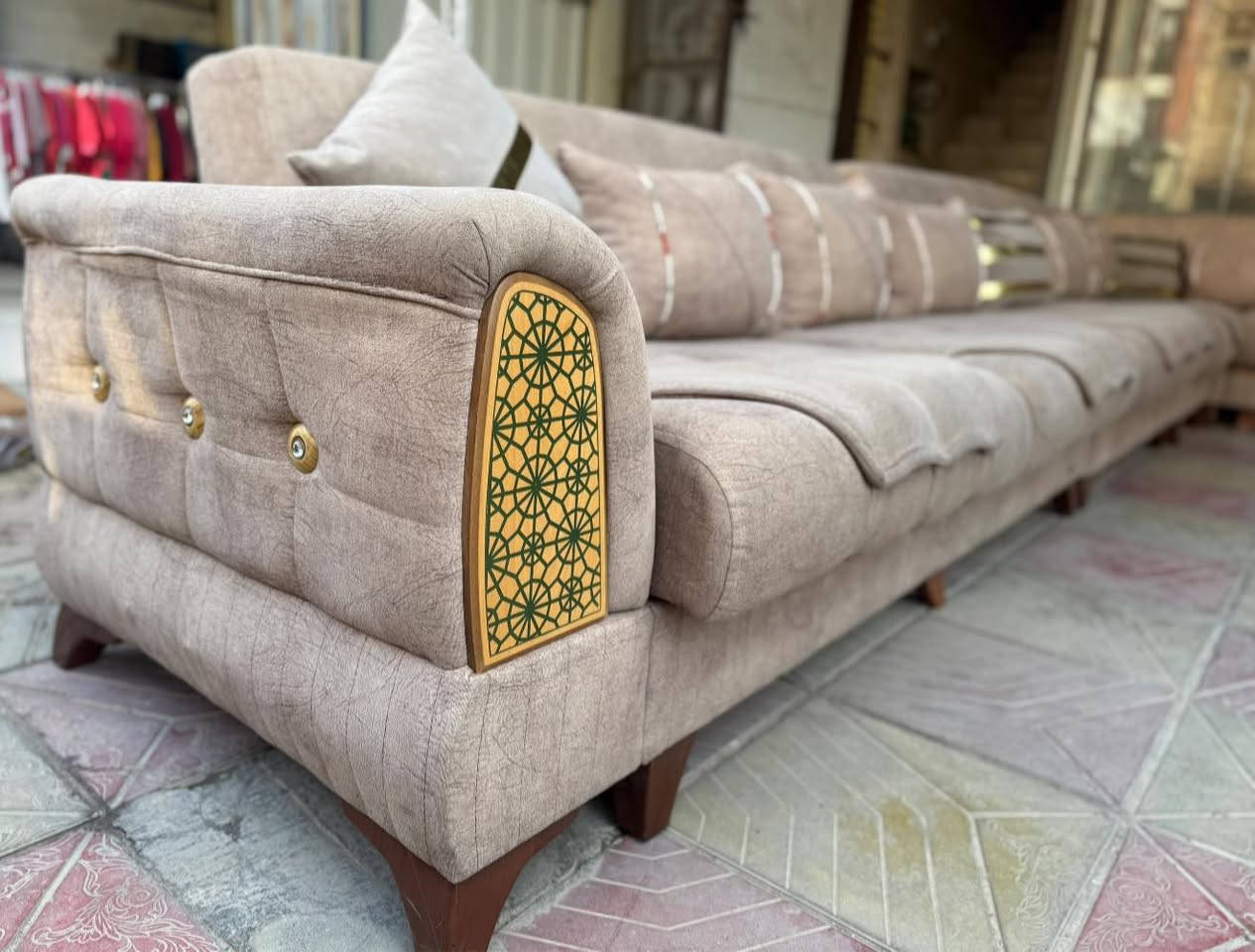 وصل الان 🔥 بسعر مناسب 🔥 

ديوان تركي ماركة RUGN مستعمل نظيف جدا 10/10 .
مقاعد طبية فول بوليستر …. بميزة السرير والمخزن .

للاستفسار والطلب التواصل عبر الخاص 
أو الواتساب ‭٠٧٨٦ ٥٨٩ ٠٨٧١‬

الموقع 📍
اربيل فرمان بران قرب المدرسة الاماراتية 
شارع 15 >> معرض الهمة للاثاث المنزلي <<

الوكيشن على الخريطة 👇🏼
https://g.co/kgs/SqMWBi
