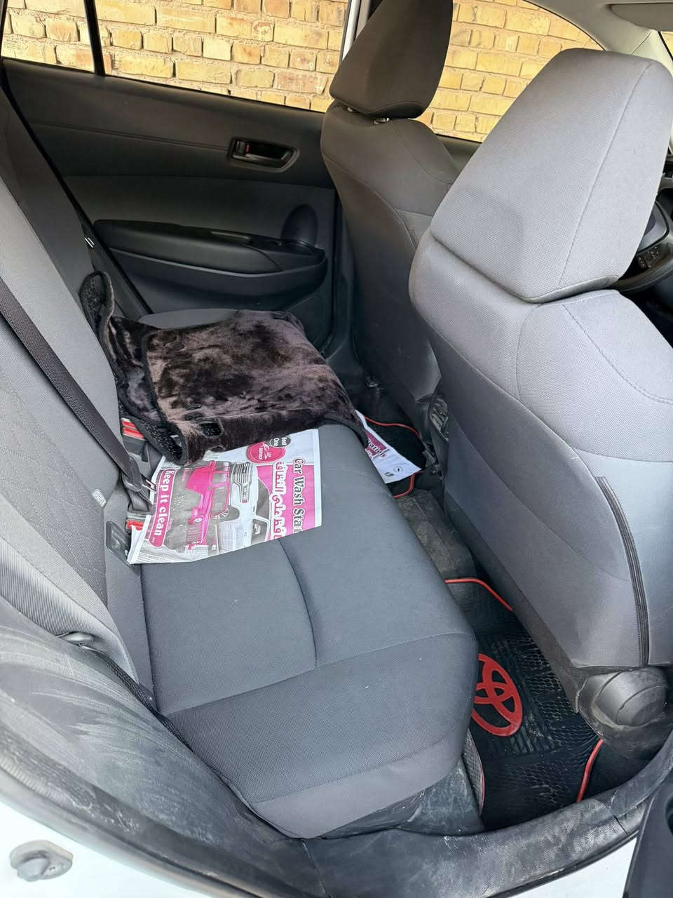 كورلا كروس 2025 هايبرد ماشيه 16000 مكفوله 

شاشة كبيرة اندرويد وكار بلي 

مخمل

بصمة 
 
ويل كب ١٧ 

اشاير بالمري 

سبير ما نازل و العدة بعدهن بجيسهم  

تبريد قطعه

فول تحكم ستيرن 

رادار امامي تحديد مسار و تحذير 
هاند بريك كهرباء 

اوتو هولد 

داريف مود 

Ev مود 
السعر 26 مليون وبيها مجال 
***********
وباقي
