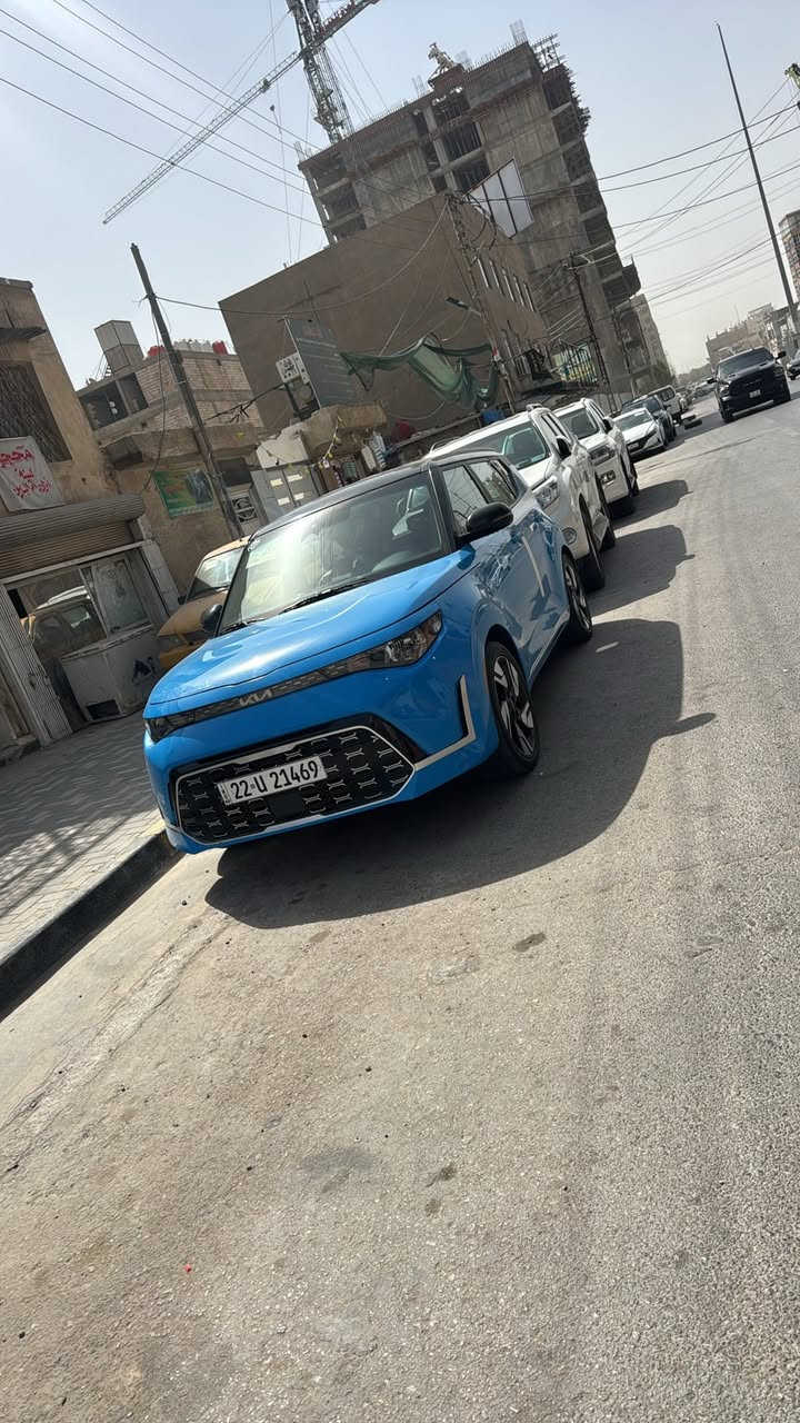السلام عليكم
كيا صول موديل 2023 للبيع فول الفول جي تي لاين 

مرقم اربيل 

مواصفات السيارة

-بصمة تشغيل عن بعد

-رادار امامي خلفي 

-كشنات جلد

-كشنات كهرباء 

-قيادة ذاتية 

-شاشة كبيرة 

-تبريد بيانو شاشة

-نضام الصوت harman/kardon 11 سماعة

-وضعيات قيادة SPORT / NORMAL

-محرك دوش 

-ويل حجم 18 جي تي

حادث دعاميه فقط  وجاملغ فقط كلير 

مكانها حلة بابل

رقم م.📱 ***********
