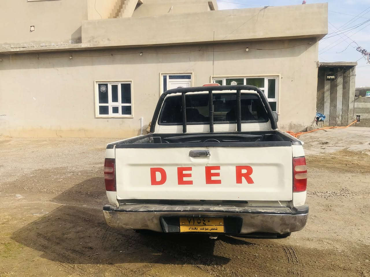 ‎ةناوي خوداي گةورة
‎دير مامز لؤ فرؤشتنئ
٢٠٠٦
‎ناوسؤر
‎مةلةفئست أصلي
‎دو پارچةي سبوغة بئ داخيلي
‎چار جام كارةبا  
‎گئرو مةكينةو اكسلي بةشةرت 
‎چار تاي نوئ  
‎توندو تؤلة
‎گةرمي بةشةرت اكاتة حةمام
‎سحريشي ٣٧ مةجالةكي تيدا

‭٠٧٥١ ٢١٢ ٦٥٨٤‬          ***********
