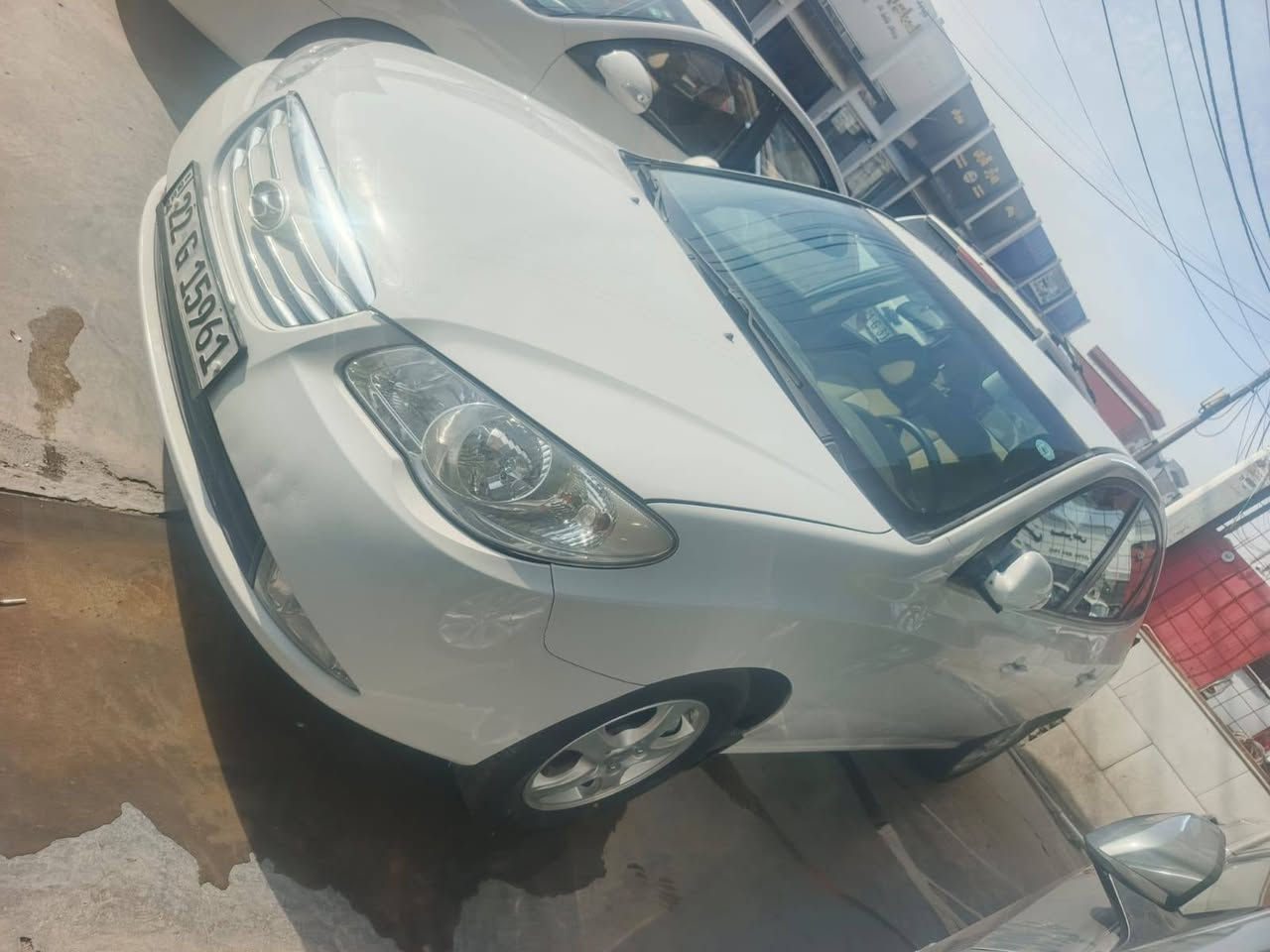 سلام عليكم اخوان عندي معرض سيارات في اربيل بيع وشراء ومراوس انواع السيارات فقط يكون السيارة رقمة شمالي يوجد أقساط جميع المحافظات العراق لقساط حسب المقدمة حسب السيارة حاول اتراسلني واتساب ***********اذا عندك سيارة للبيع دزهة عليكم واتساب وذا اتريد قسط اذكر مقدمة مالك حتا ادزلك صور تفاصيلها شكرا الكلم
