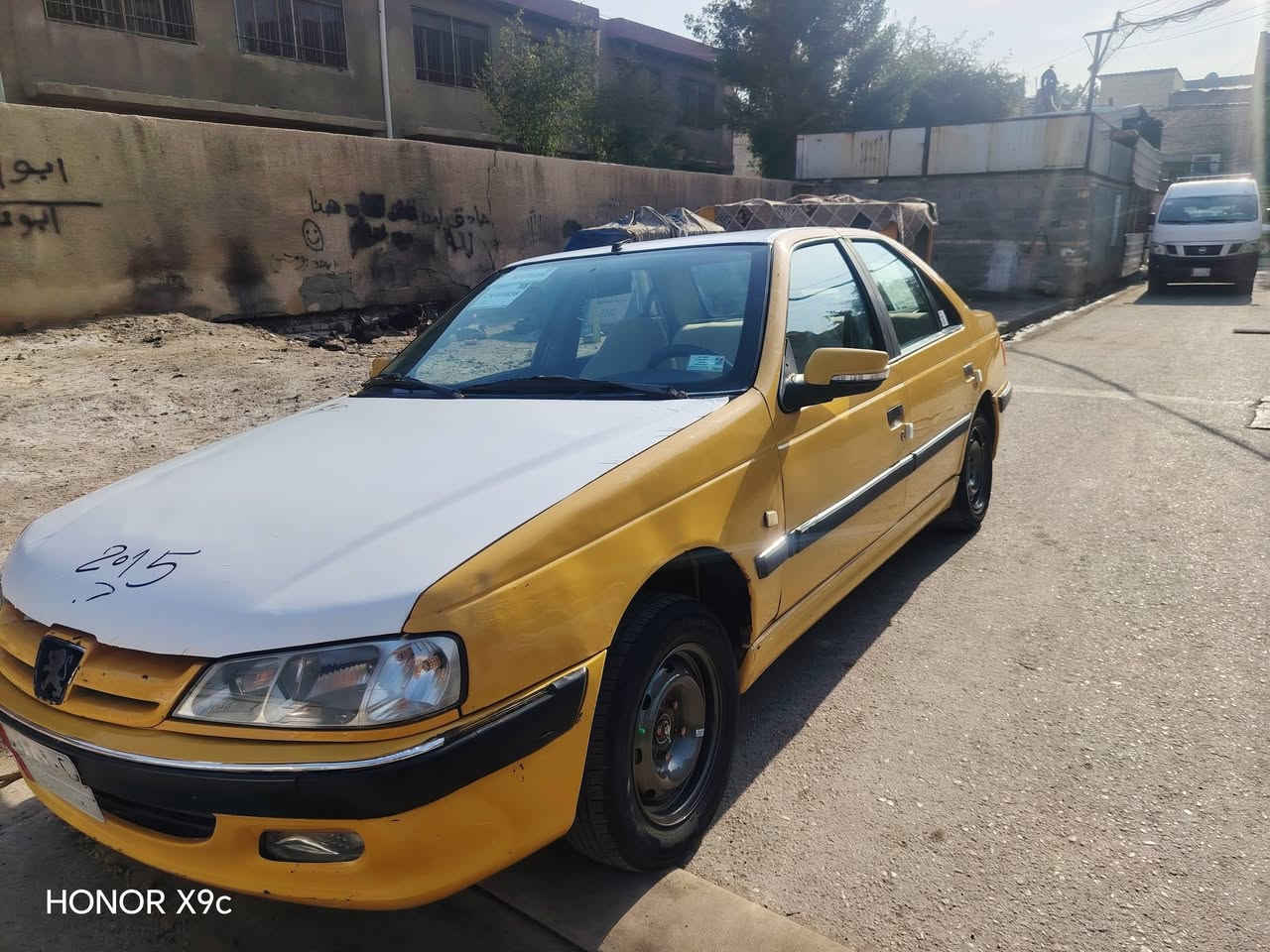 مكلف بالنشر بيجو بارص موديل ١٥ بيه مكانات صبغ السياره جاهره كير مكينه تبريد حداديه السعر ٤٢ وبيه مجال الاتصال***********
