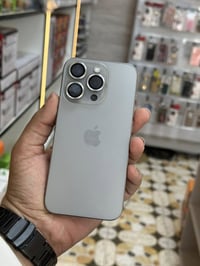 آيفون ١٥ برو • ٢٥٦ • نضيف