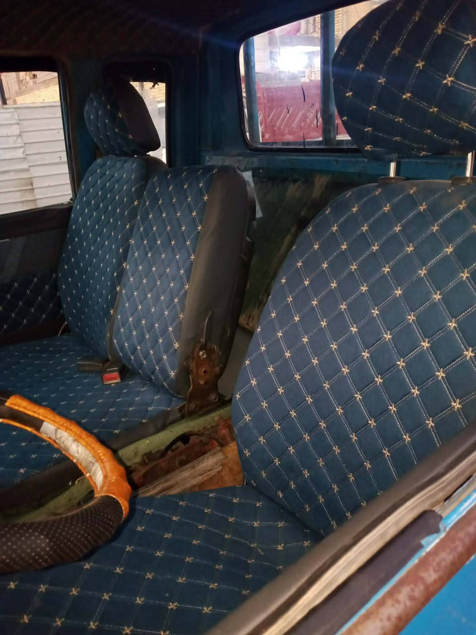 السلام عليكم كيا موديل 93 السعر 50 بكم بغداد المعامل سبعه شنقال ثانويه لل 31 الاتصال على الرقم ***********
