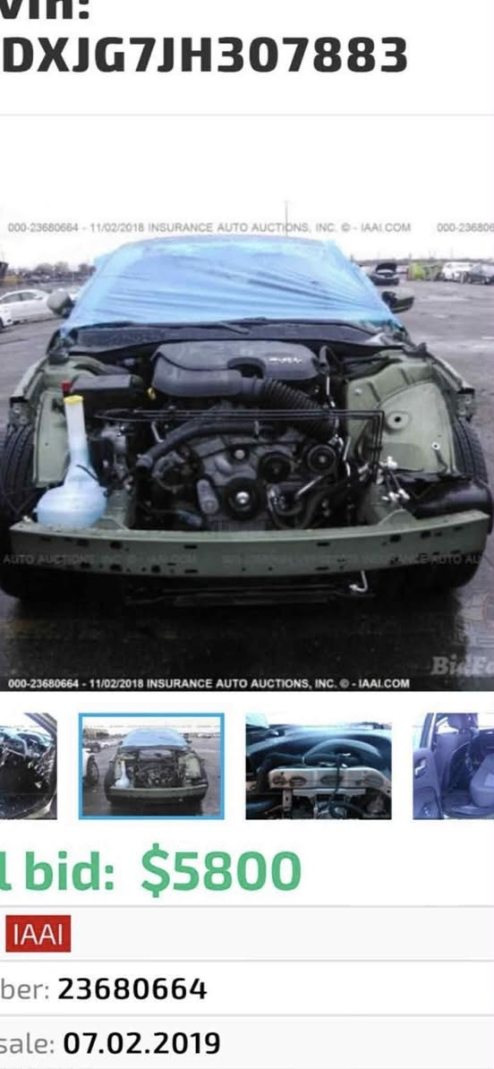 السلام عليكم جارجر 18 جيتي بسمي تحويل مباشر ثاني يوم رقم جديد سنويه هزه حداديه كامله جديده منضومه تبريد جديد عبوه ادامه جديده السياره بدون دواخل يعني بدون ايرباك 
السعر 188 واذا مرواس حسب قناعه 
***********
