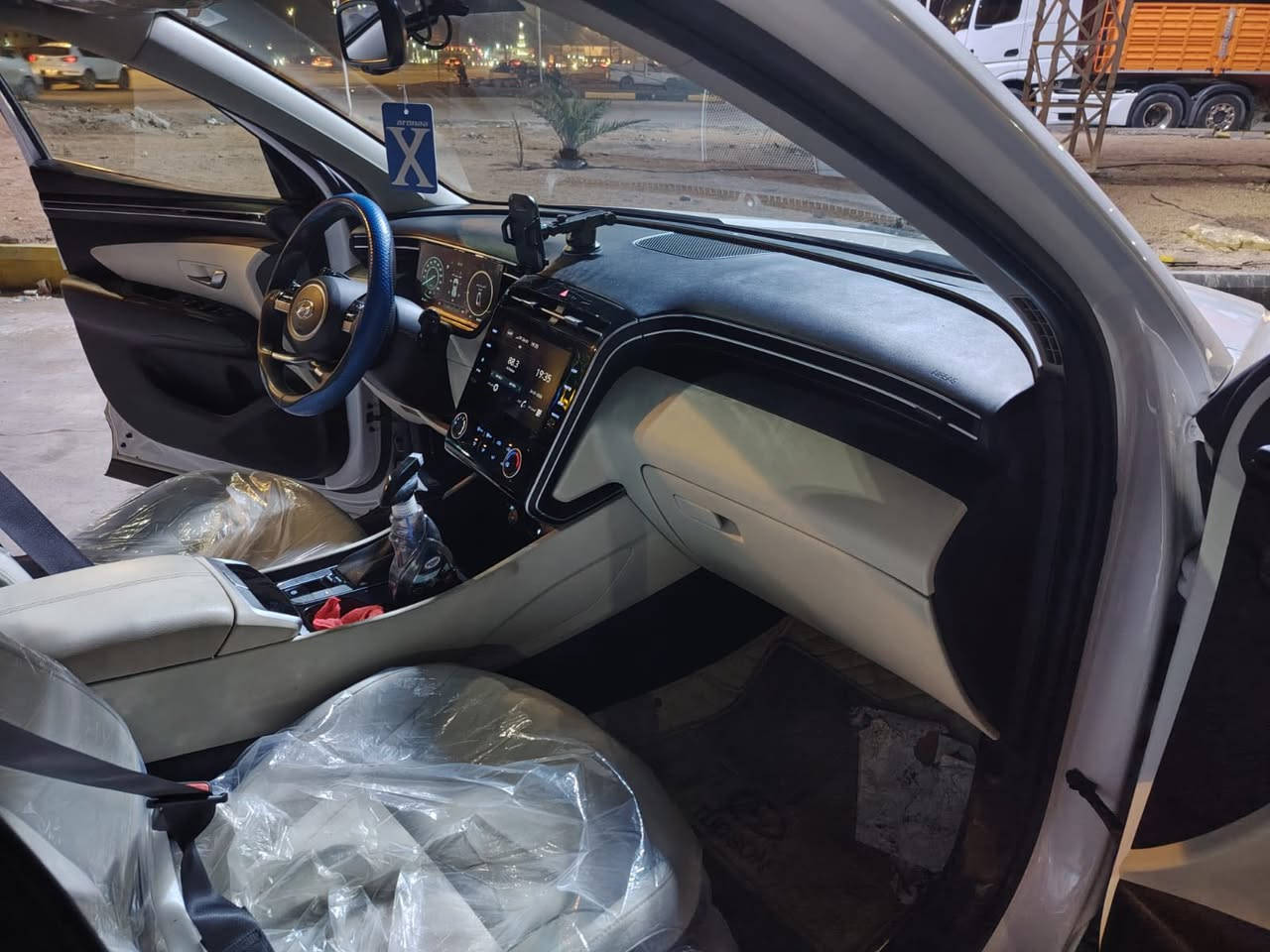 توسان 2024 خليجي
مكينه 2000
ماشيه 59 رقمها بغداد تحويل ثاني يوم 
208رقم تلفون وانساب فقط
***********
