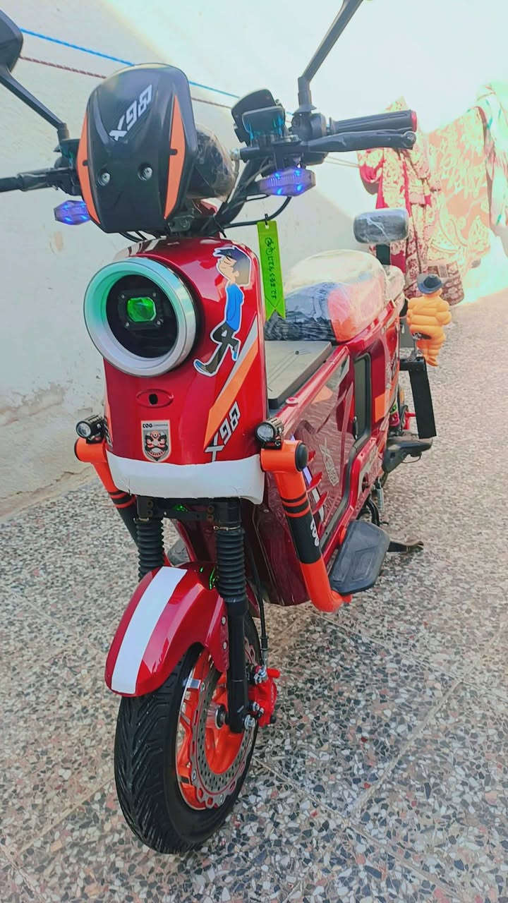 دراجة للبيع ٧٠٠ وبيها مجال


**إذا كنت صاحب هذا الإعلان وتريد حذفه لأي سبب، رجاءا أرسل رسالة إلى الدعم الفني**