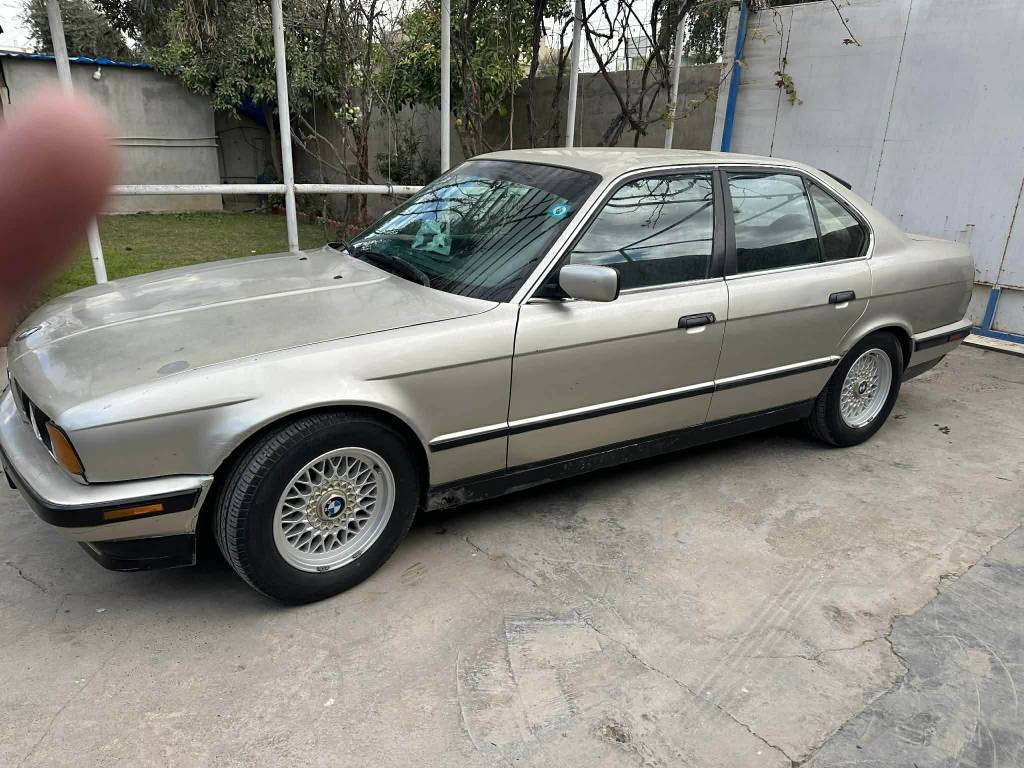 موديل 1989 سنويه جديد رقم جديد لسنه ٢٠٢٩ بدون ضربه كير محرك شرط محرك ٥٢٥ حجم محرك ٢٨ شرط التحويل *********** السعر ٤٥ بي مجال كركوك, العراق
