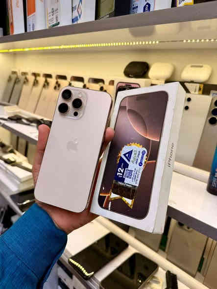 ايفون 16 برو ماكس خطين دبل خط جهاز جديد مكفول وبلادي نظافتة 100‎%‎ ذاكرتة 256 وخطين ZA 
بطاريه 93 بعده بل ضمان ابل 
كامل ملحقات مع وصل ضمان ستبدال 5 أيام عن ايي خلل كارتون مطابق وكيبل شحن 
السعر 1400🔥🔥
#العنوان كربلاء حي العامل سوق الأخير بدايه شارع السبيس مجمع العرداوي *********** ***********
