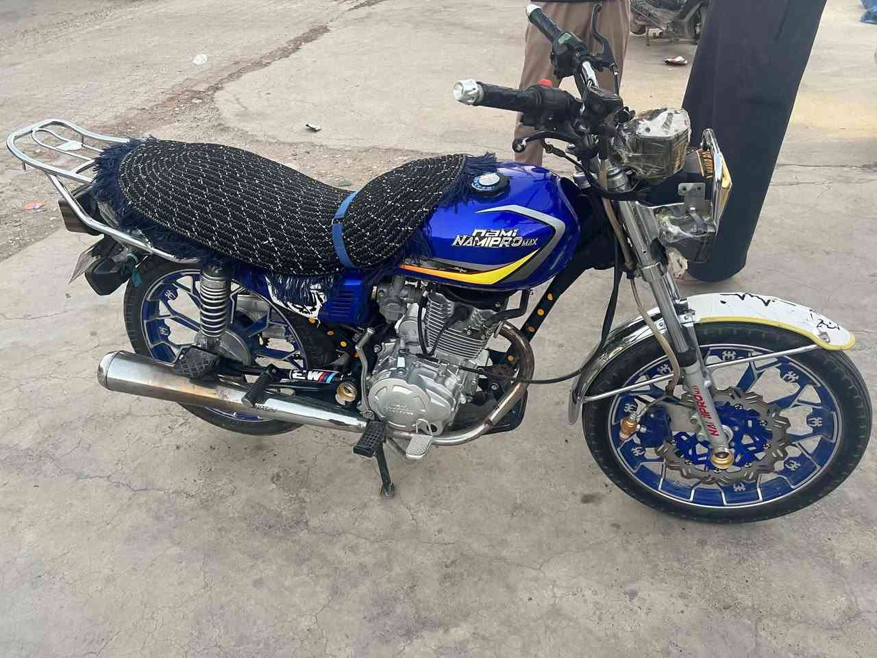 البيع نامه برو محسن باب اول 

موديل 25 محرك 200cc

اوراق كامله مع المكاتبه مال شركه 
كهربايات اشاير شاشه كله شغال 
محرك مامفتوح
دراجه نضيفه محرك نضيف
وياله تايرات فول 
شاصي 25ومحرك25البلادي 
دراجه كامله 
المو شراي اعبر المنشور ولاتكسر بسعرهه 

سعر 675بي مجال 

رقم ***********

اكرر المو شراي لايتصل ويضل يلغي 

عنوان جلولاء
