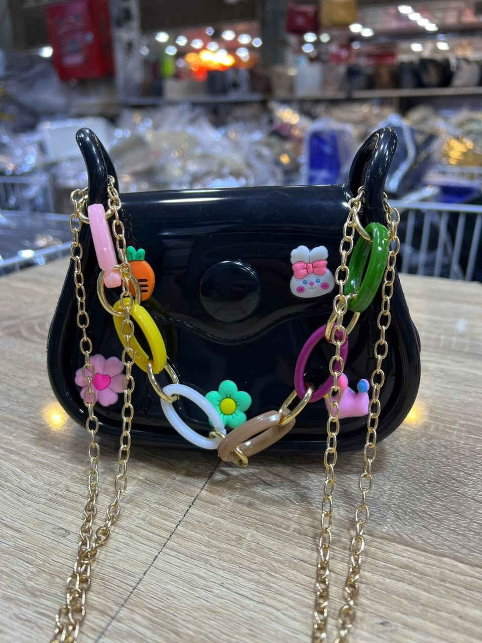 سلام عليكم انواع حقائب بأسعار مناسبة 🔥جمله فقط ويجب ان لايقل عن درزن 
يوجد توصيل 🚚 لكل محافظة عراق 
للحجز واستفسار على واتساب ***********
يوجد ليدينا قنات تلكرام للمتابعه موديلات جديده https://t.me/ifitxktitittfofoog
