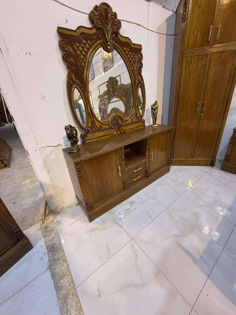 غرفه داخل وخارج صاج 
 خمسه بخمسه 
غرفه مستعمله 
نضافته ٩٥ 
سعر غرفه مليون ١٥٠ 
شد ونقل مجاني بغداد


**إذا كنت صاحب هذا الإعلان وتريد حذفه لأي سبب، رجاءا أرسل رسالة إلى الدعم الفني**