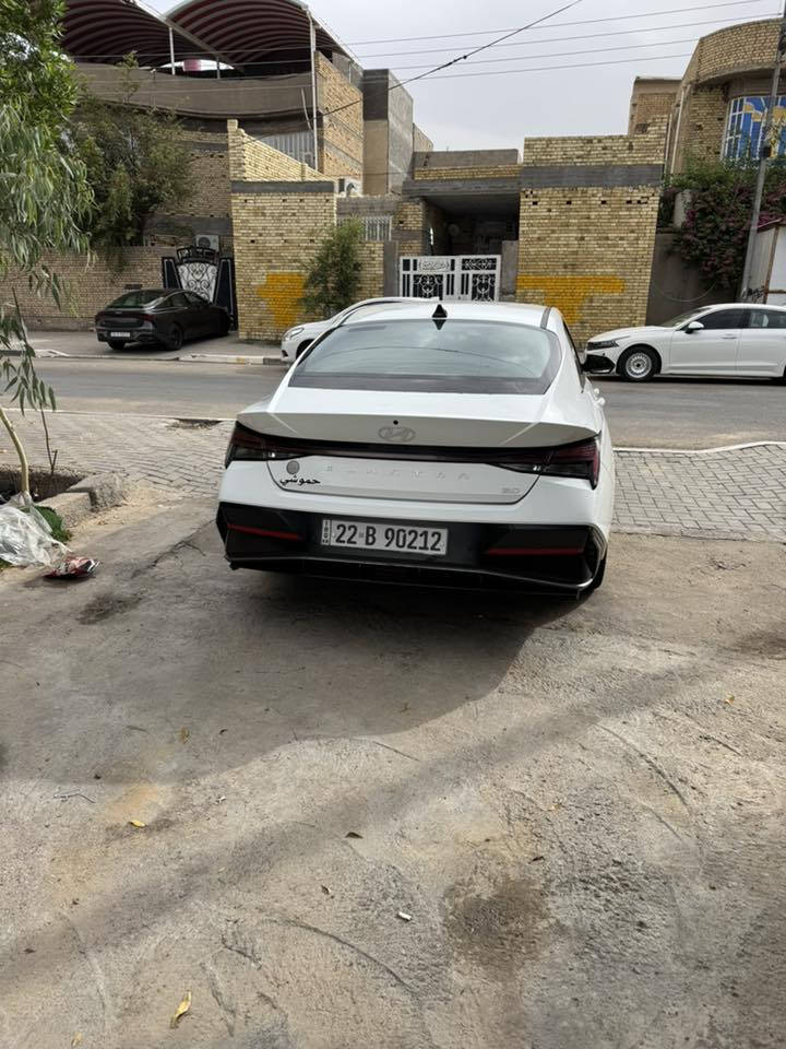 سلام عليكم النتره خليجي مكينه 2000
مديل 24 فول مواصفات سياره كفاله عامه فقط بارد ماشيه 70 الف 
سعر 177 وبيه مجال 
الشراي يتصل ***********
