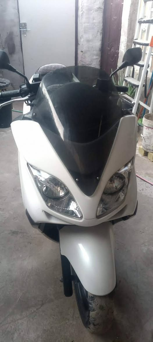 اسلام عليكم دراجه فورزة صفر ثمانيه للبيع او مراوس دراجه شغاله عوزها طاسه مال كلجات دراجه مكفوله *********** واتساب
