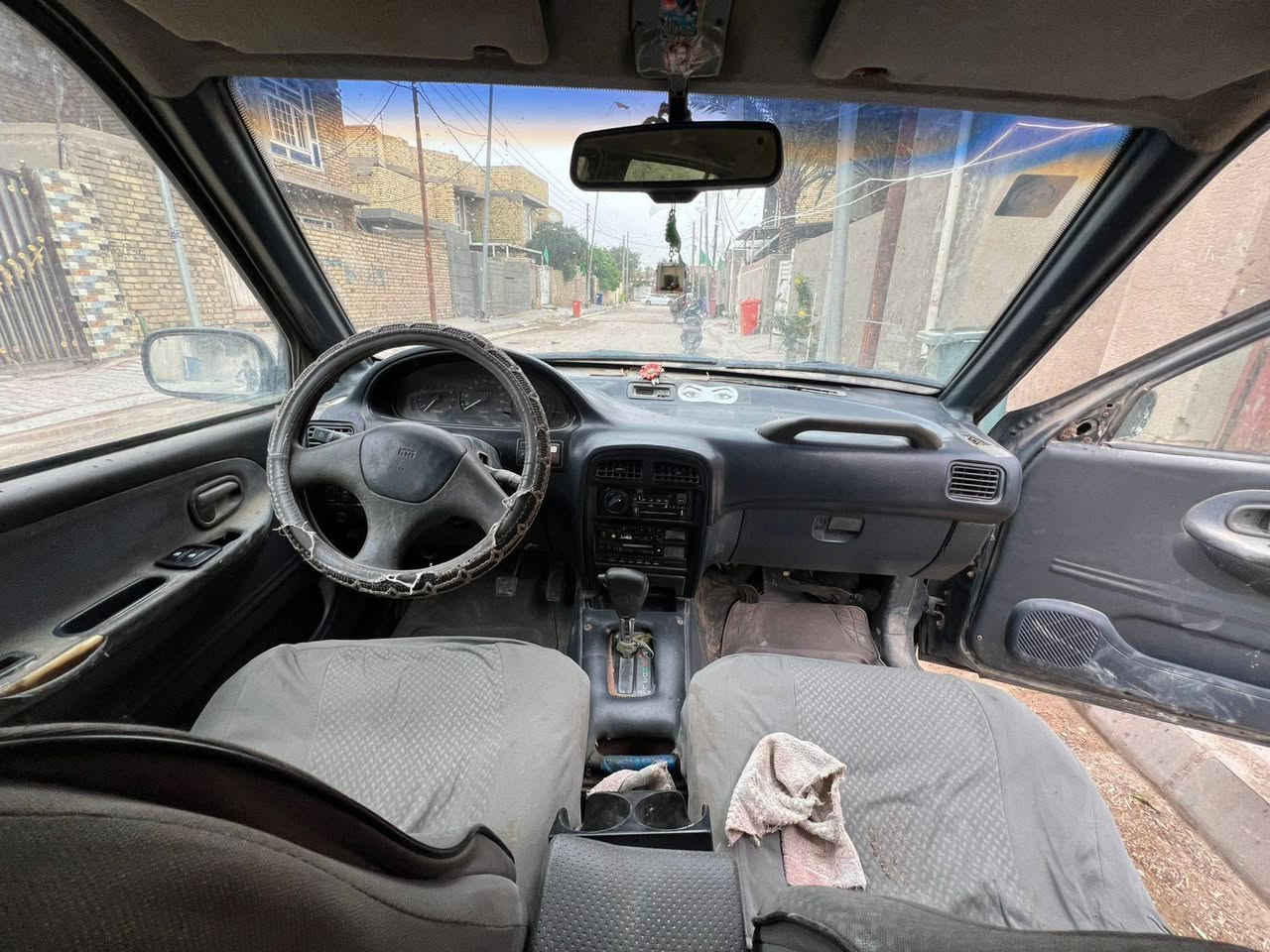 السلام عليكم كيه سبورتج موديل 93 رقم بابل انكليزي باسمي السياره محوره مكينه ونجي أربعة السياره بالكوت مركز المدينه السعر 28 وبيه مجال ***********
