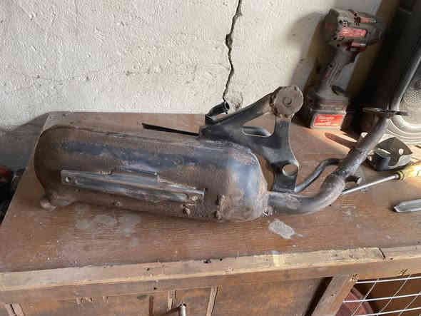 السلام عليكم مرخصة الادمن عندي بوشه مال بطه اصليه وكلاجات امامي خلفي وكابريته اصلي خط واحد فشك كرنك شرط الشغل صالنصه اويل بم دهن سلف  مكينه كامله تريده شلعه تريد ابيعلك قطع  

وعندي مكينه مال اكزز فحل خطين تريده كامله تريده تفصيخ  قبق هندر كلجات امامي خلفي بيه بوشه اصليه عايزه فقط رايمر صالنصه ويل خلفي واسعارهن مناسبه وجوه السوك وشرط القناعه والنضافه وهاذه رقمي ***********
