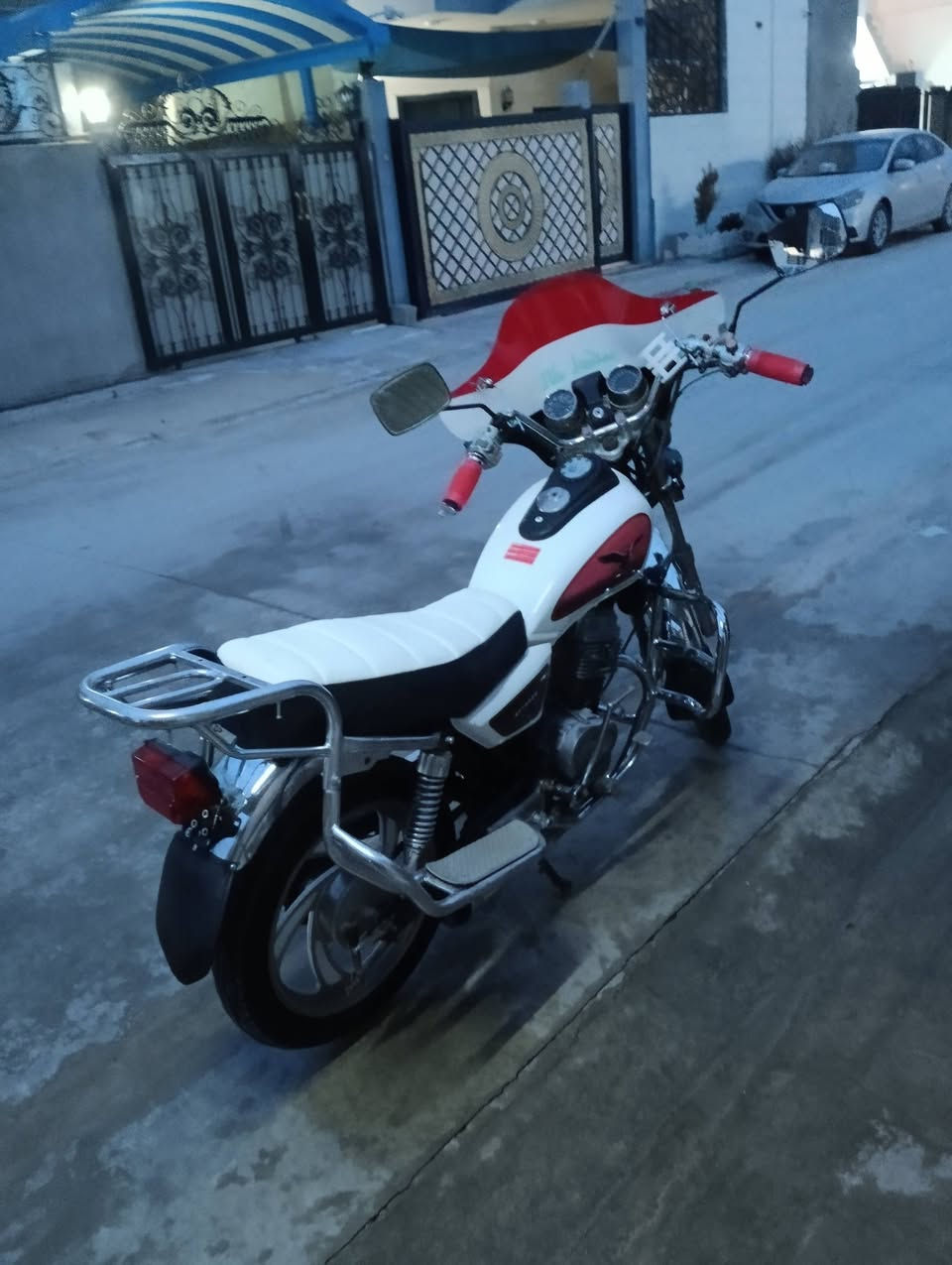 جني دبل بلك للبيع نضافه فول 2010 مرقمه سليمانيه بس سنويه منتهيه سنويه اوراق كمرك كامل كير محرك قانونيات شرط كهربائيات شغال الماطور مال شغل مكاني كركوك حي البدر مقابل نفق الواسطي السعر 550الف للاتصال ***********
