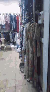 بيع فساتين ودشاديش وشلحات و تراكات شلعه سعر 4 آلاف التواصل عبر الرقم 0...