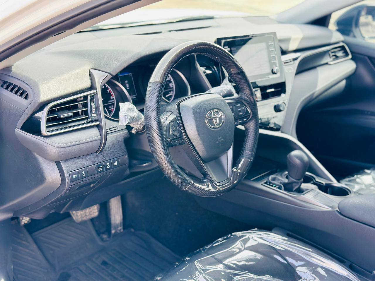 تويوتا كامري موديل 2024 موصفات SE زؤر خاوينة هيجي نية بةس كةمةك سبوغي هةية لة جاملوغي دواوة ٢١ هةزار رويية دةعامي لودةعامي بةشةرت شوين قةزاي خةبات *********** أربيل, العراق
