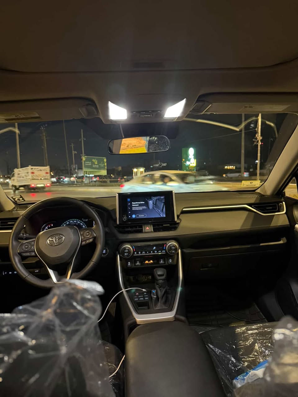 السلام عليكم RAVE 4
موديل 2024 مواصفات xle السيارة فول رادارات وتحديد مسار فتحة سقف صندوك كهرباء فورويل كراسي كهرباء نقطة عمياء تبريد تدفأة كشنات السيارة ماشية ٢٤ الف كيلو وصورة الضرر بالمنشور التكم مكفولة رقم اربيل بأسمي للاستفسار الاتصال على الرقم ‭٠ ٧٧٢ ٤٨٢ ٢٣٧٩‬
