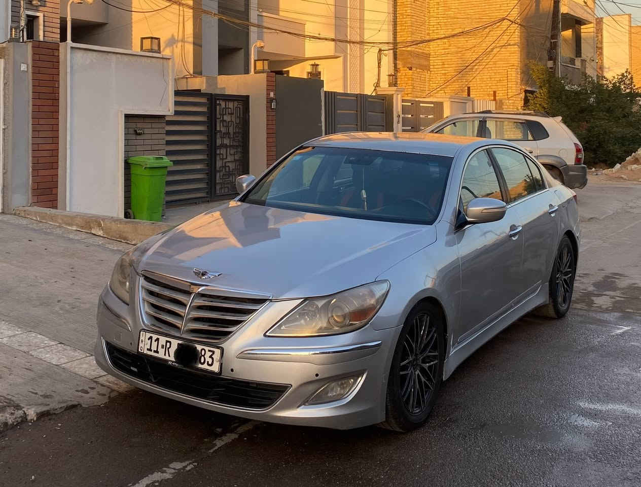 السلام عليكم
للبيع او المراوس بسعرها او اقل
هيونداي جينيسس 2013
وارد امريكي حادثها جاملغ وبنيد 
مصبوغه حزام السيارة
مكينة وكير بشرط 
مكينة 3800
رقم بغداد انكليزي بأسمي 
السعر 110 وبيها مجال بسيط
مكاني بغداد
للاستفسار/ ***********
متواجد واتساب
