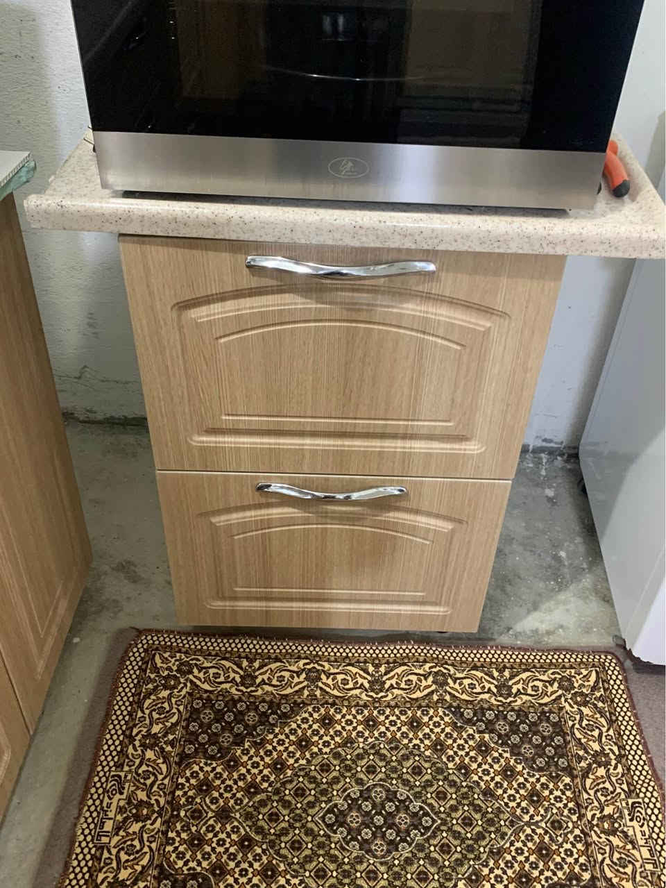 ٤ مەتر بە مەتر و نیو
شوێن قەڵادزێ 
٣٥٠ هەزار 
*********** بشدار, السليمانية
