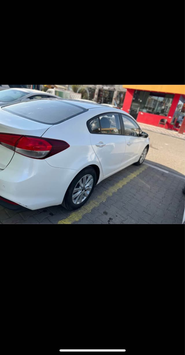 سيراتو موديل 2018 اربيل خليجي بيها قطعه تبديل باب الخلفي من جهه اليمنه السعر 135$ واذا مراوس بسورنتو 15/16وانطي فرق  رقم الهاتف التواصل فقط واتساب *********** النجف, العراق
