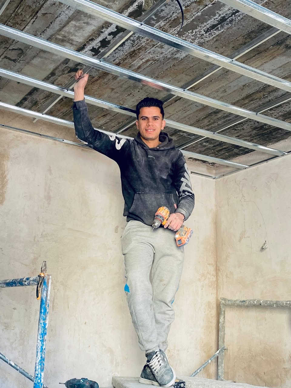 خلفه جبس بورد مصري شغل درجه اولى تسليم مهندس اشتغل كرسته وعمل كامل مع الصبغ وتفتيح الاسبوت لايت واليد بروفايل ت واتساب ***********
