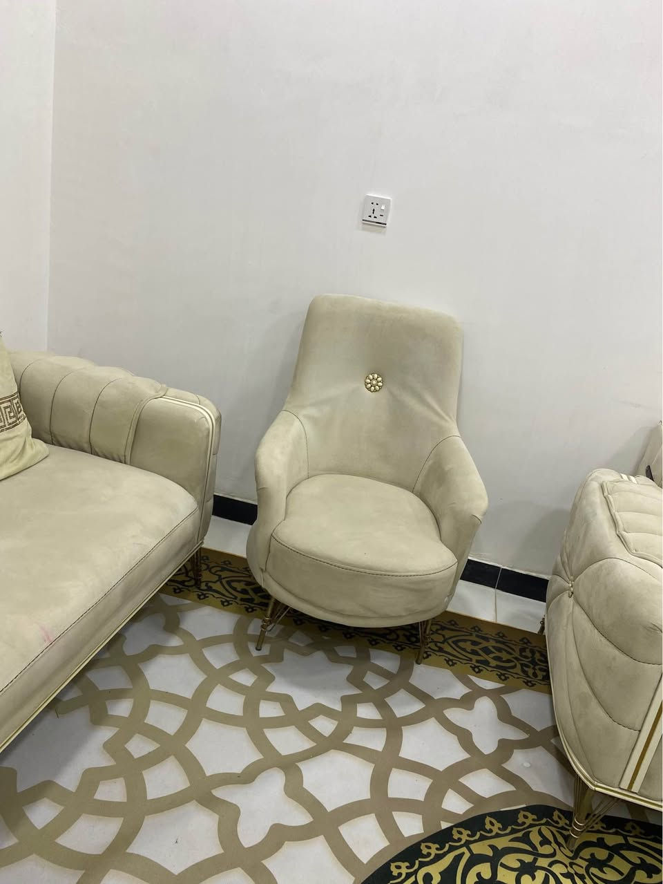 تخم قنفات شغل ايطالي نظاف الكل قلاب يعني تقلبه اصير سرير متانه فول كما موضح بالصورة التخم ولا غلطة
اتصال ***********
او مراسله خاص وايضاً واتساب متوفر سعر 500 الف البصرة, العراق
