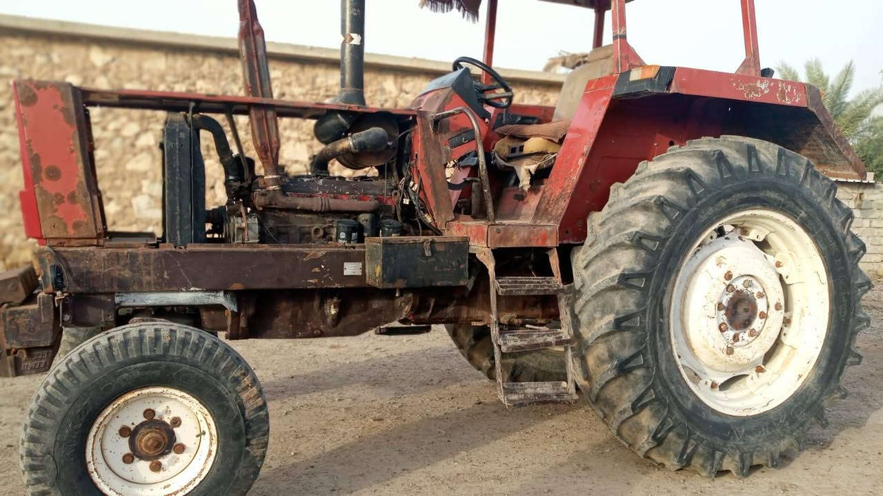 السلام عليكم تركتر فيات حجم 115 موديل 88 رقم نينوى دولي جديد مكفول كفاله عامة باقي التفاصيل اتصل عل الرقم  ***********
