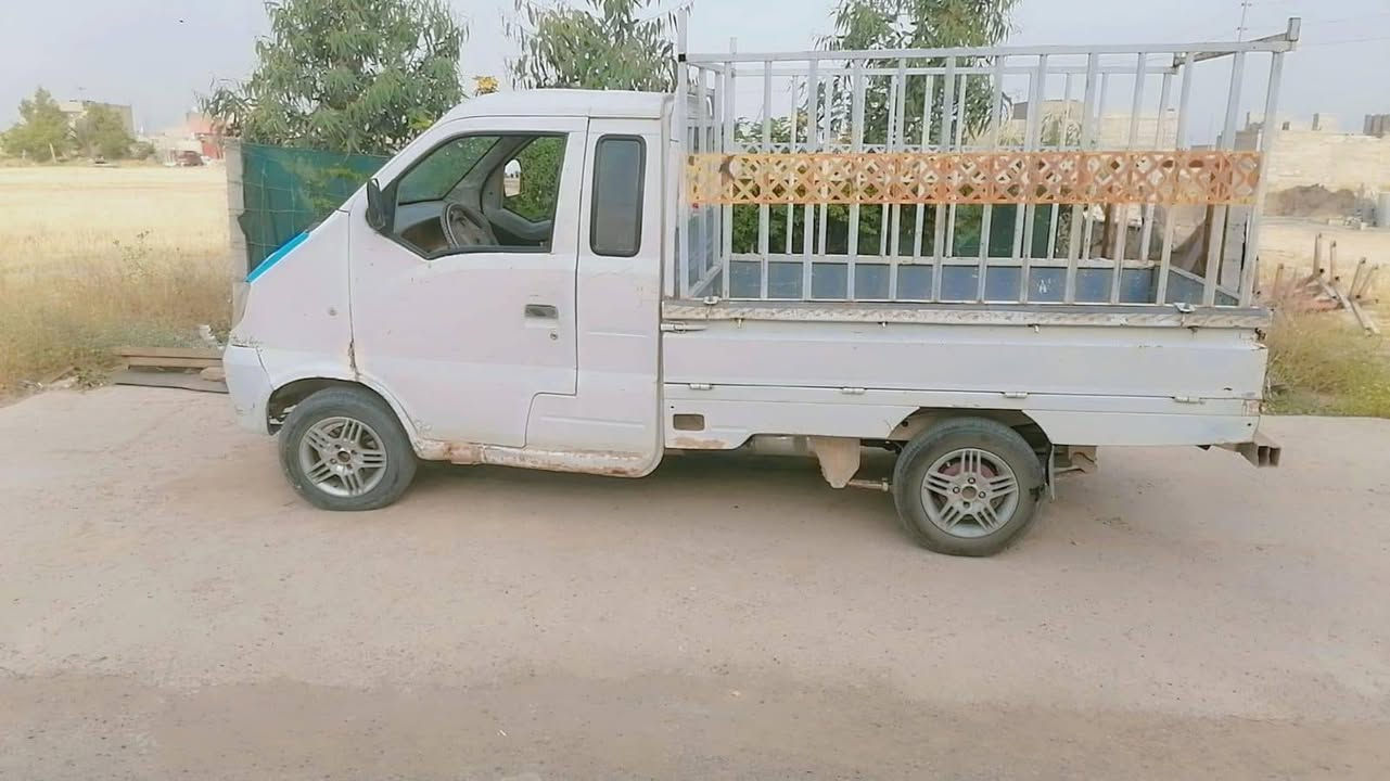 السلام عليكم هيفا للبيع مديل 2007 محرك بصندوك كير شرط  سياره مال بيت حلوه وراقه كامله كهربايته كله شغاله بيه شي بسيط بشاصي فطر السعر 19بيه مجال شي قليل  بيع مستعجل رقمي ***********
