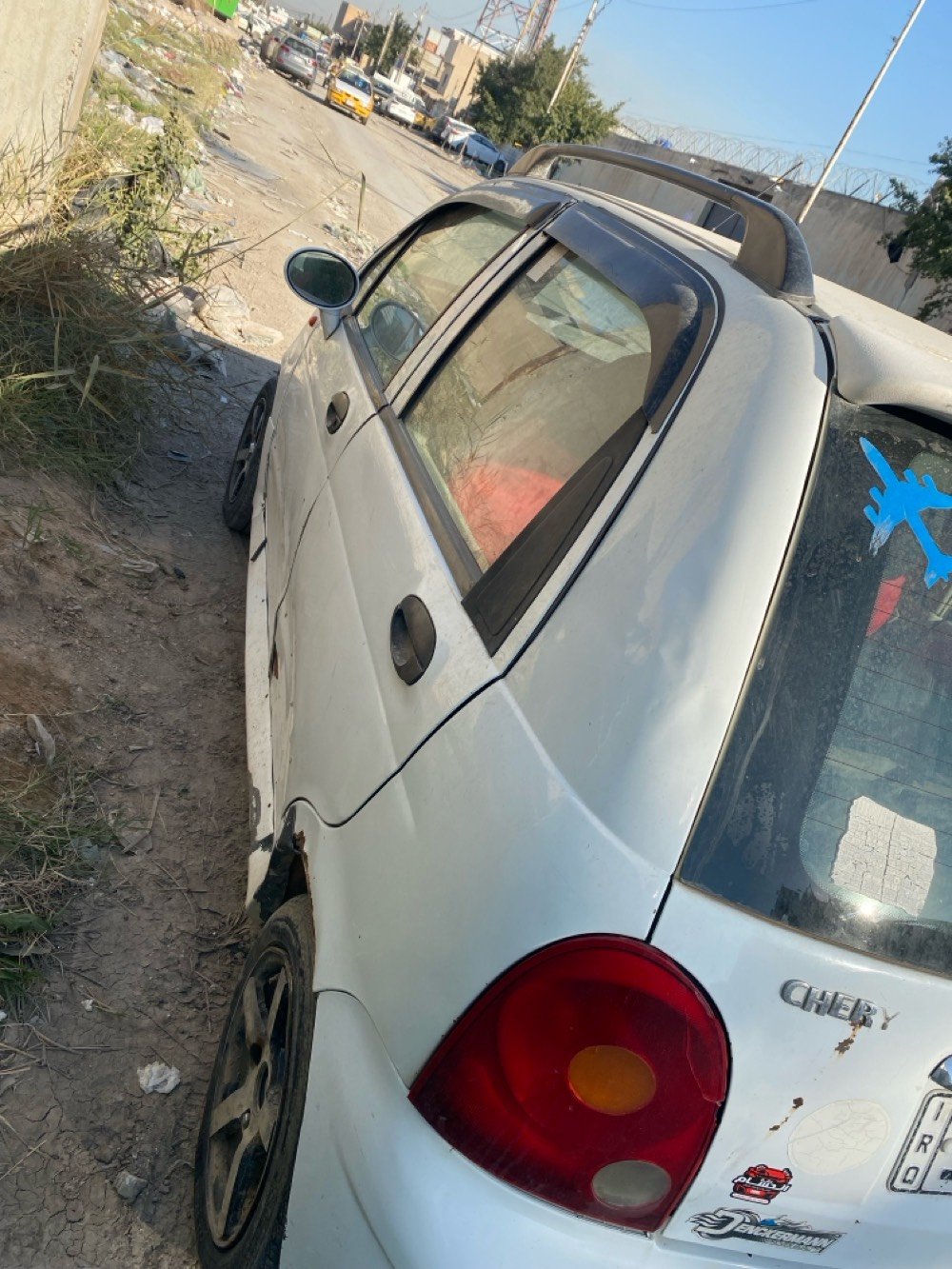 كيو كيو 2013 أوتوماتيك
سنوية جديدة رقم انجليزي جديد هزة جديدة
كير محرك مكفولات
الكشر شوفة عينك
تراي وين يعجبك سيارة جاهزة من كلشي وعليها ادامة
كاملة
بيهة نواقص بسيطة
السعر ٢٧$ 
عنواني بغداد