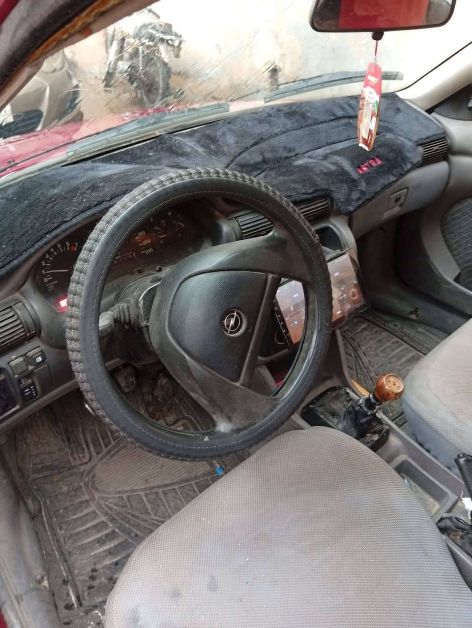 السلام عليكم استره كير محرك جديد تايرات اني الشرعي وكاله تحويل كاربون بانزين السعر ٢٨ وبيها مجال رقم ***********
