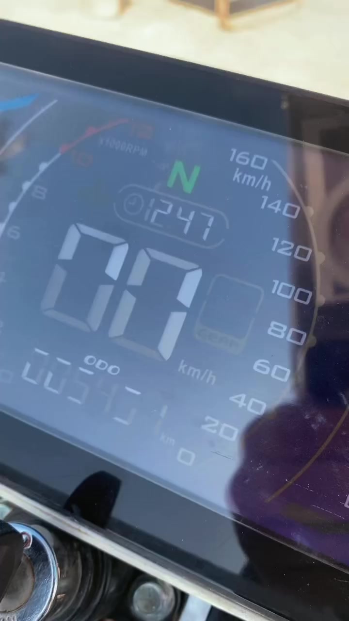 سلام عليكم
دراجه سيفان للبيع ٢٥لون سمائي زيرو كفاله عامه كلا شغال كهربائيات كامله فقط إشاره وحده طافيه سعر ٨٠٠ هذا رقمي ￼***********📞📞👌
