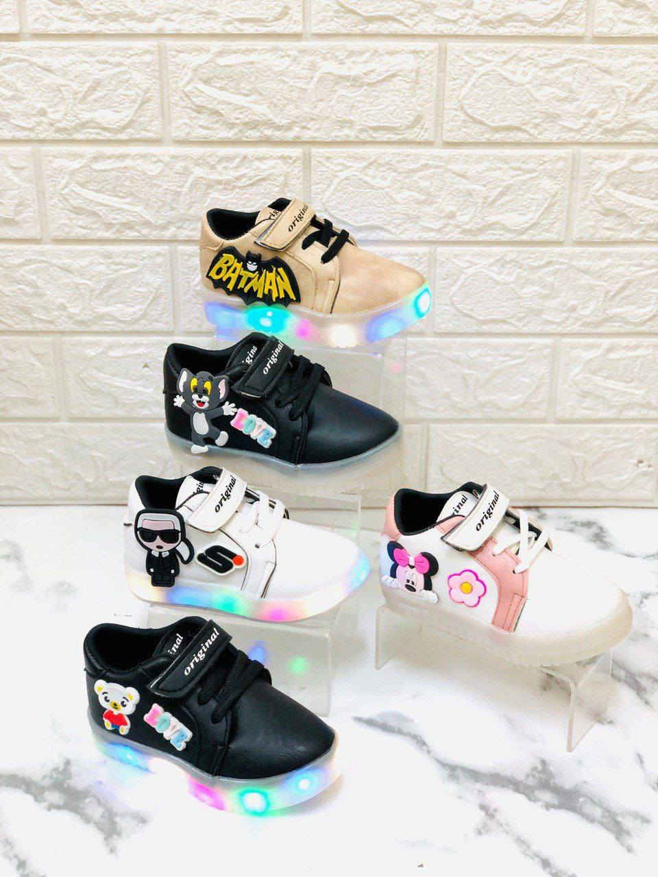 حلويات عندنا 🍬🍬🍬🍬
كوتشي لكلوك وبابيه
جمله فقط يافندم 🎤🎤
السعر/🔥🔥🔥🔥
لطلب الاوردرات 🔥🔥👆🏻
يوجد شحن لجميع المحافظات 🚚
للتواصل واتساب وفون01120569437📲


**إذا كنت صاحب هذا الإعلان وتريد حذفه لأي سبب، رجاءا أرسل رسالة إلى الدعم الفني**