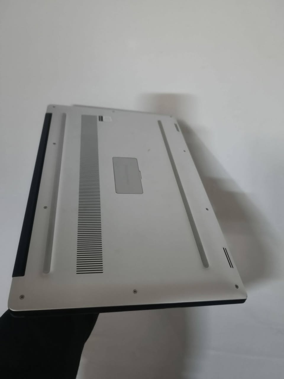 🔥 Dell Precision 5530 – أسعار مناسبة جدًا 🔥
📲 *********** واتساب

إذا تريد جهاز يشغّل ألعاب وبرامج ثقيلة بدون تعب فهذا اختيارك الصح 👌

✅ المعالج: Intel Core i5 جيل ثامن نوع H (أداء عالي)

✅ كرت شاشة داخلي: NVIDIA 8GB

✅ كرت شاشة خارجي: NVIDIA Quadro P1000 سعة 4GB

✅ الرام: 16GB

✅ التخزين: SSD 500GB سريع جدًا

✅ الشاشة: 15.6 بوصة

✅ البطارية: استخدام فعلي 3 ساعات على الأقل

✅ Windows 11 مفعل وجاهز

✅ النظافة: 100% استخدام نظيف جدًا

✅ الشاحن الأصلي موجود

💰 السعر: 490 ألف فقط

🚚 توصيل لجميع محافظات العراق 🇮🇶
